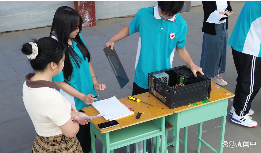 内江市科技开发学校 以赛促教，点亮职教学子数字梦想——职业教育活动周暨计算机电商专业技能大赛纪实